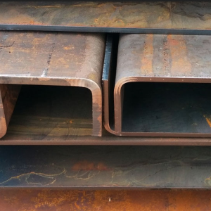 Стальной гнутый х/к швеллер 100х160х4 14г2аф в наличии в Орле